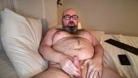 Snapshot of slut_slave_cfnm chatting on 02.24.25 slut online show from 02.24.25