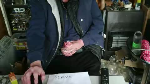 Snapshot of slutboybot chatting on 11.20.25 slutboybot online show from 11.20.25