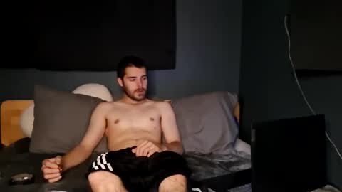 Snapshot of slutsandblunts chatting on 01.12.26 slutsandblunts online show from 01.12.26