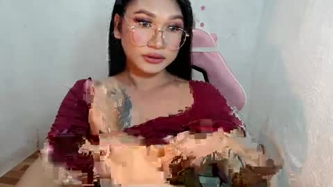 Snapshot of slutty_classyxx chatting on 01.23.25 Lovie online show from 01.23.25