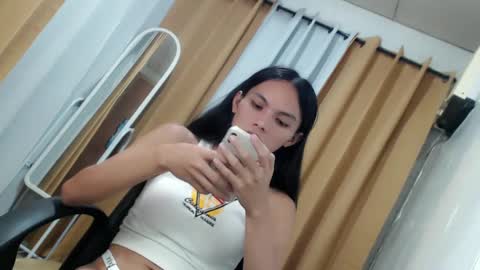 Snapshot of sluttychie chatting on 02.11.25 CHIE CHIE online show from 02.11.25