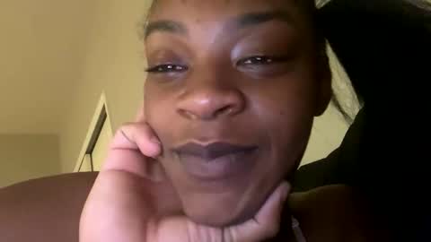 Snapshot of sluttyduchess1 chatting on 04.27.26 sluttyduchess1 online show from 04.27.26