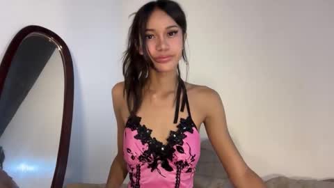 Fansly SluttyKaye -DONT FORGET TO FOLLOW AND THUMBS UP online show from 10.01.25