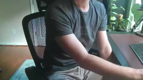 Snapshot of sluttyputtyxxx chatting on 10.24.25 sluttyputtyxxx online show from 10.24.25