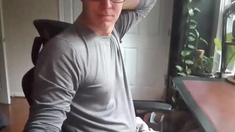 Snapshot of sluttyputtyxxx chatting on 11.03.25 sluttyputtyxxx online show from 11.03.25