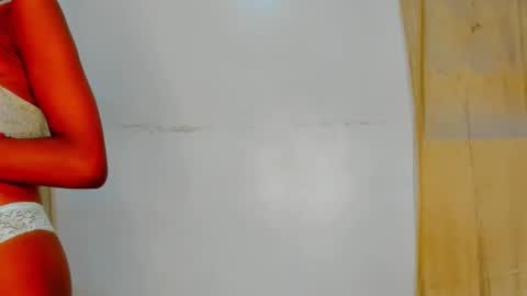 Snapshot of sluttysam_ chatting on 11.09.25 Sexyslutt online show from 11.09.25