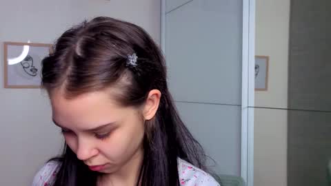 Lily online show from 12.02.25