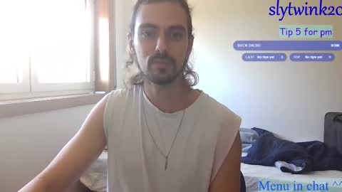 slytwink20 online show from 09.22.25