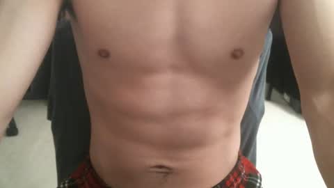 Snapshot of smallchimmer chatting on 12.01.25 Small online show from 12.01.25