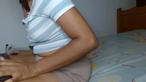 smallflorecita online show from 03.09.25