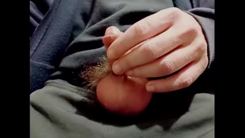 Snapshot of smallhairyuncut chatting on 12.09.24 Small Hairy Uncut online show from 12.09.24