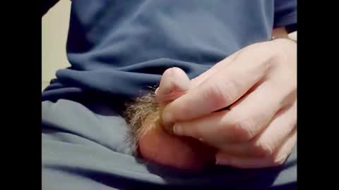 Small Hairy Uncut online show from 10.09.25