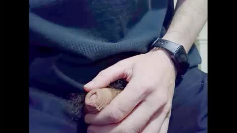 Small Hairy Uncut online show from 10.12.25