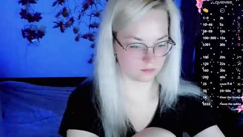 smallimpmeili online show from 11.09.25