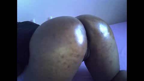 smart_lilly online show from 04.11.26