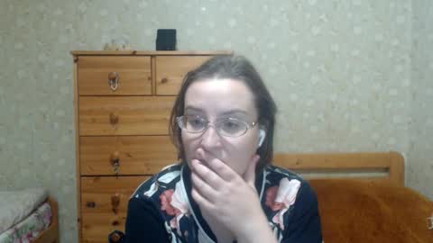 Snapshot of smart_rose chatting on 11.21.25 smart_rose online show from 11.21.25