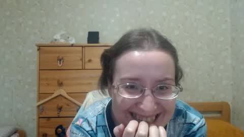 Snapshot of smart_rose chatting on 04.18.26 smart_rose online show from 04.18.26