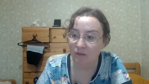 Snapshot of smart_rose chatting on 04.19.26 smart_rose online show from 04.19.26