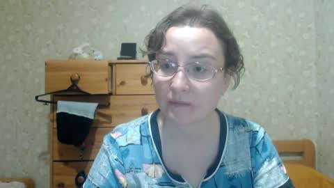 Snapshot of smart_rose chatting on 04.19.26 smart_rose online show from 04.19.26