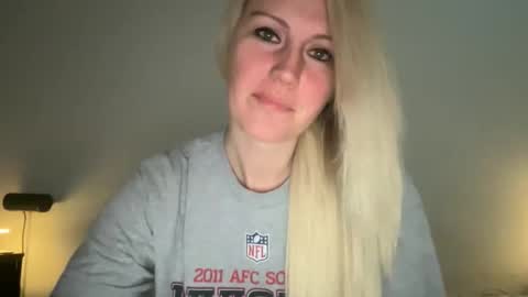 Snapshot of smexxii93 chatting on 01.08.26 smexxii93 online show from 01.08.26