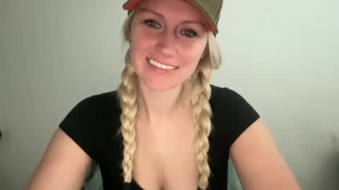 Snapshot of smexxii93 chatting on 01.31.26 smexxii93 online show from 01.31.26