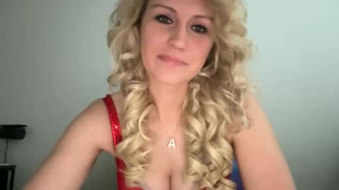 Snapshot of smexxii93 chatting on 02.02.26 smexxii93 online show from 02.02.26