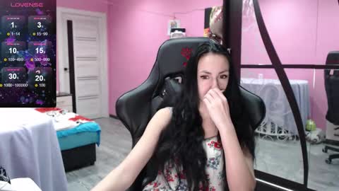 smile_cute_fox online show from 11.14.25