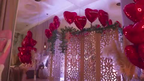 Mia online show from 02.20.26