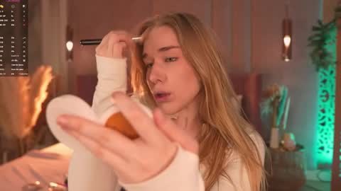 Mia online show from 02.28.26