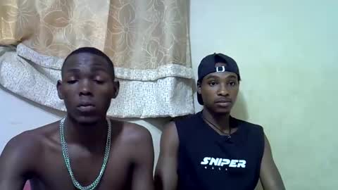 Snapshot of smilzzz chatting on 04.11.26 smilzzz online show from 04.11.26