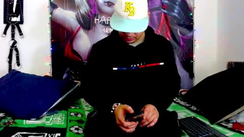 Snapshot of smith_hot69 chatting on 04.29.26 dani online show from 04.29.26