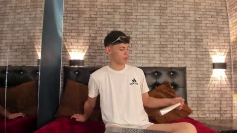 Smith online show from 04.02.26