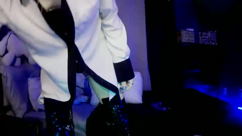 love bug online show from 09.29.25