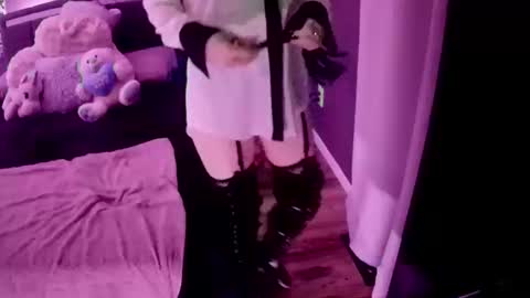 love bug online show from 10.13.25