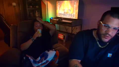 Snapshot of smokewithus2519 chatting on 10.21.25 Come Smoke With Us online show from 10.21.25