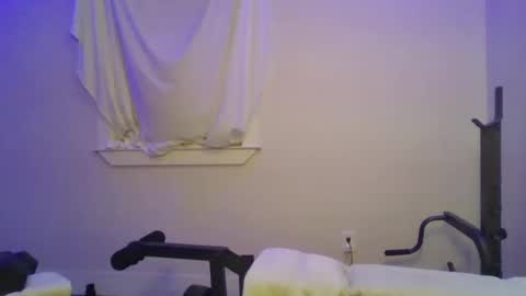 smoothmusclecam online show from 12.05.24