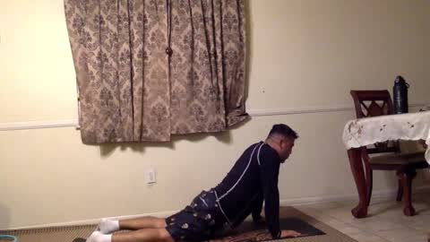 smoothstrik3r online show from 10.21.25