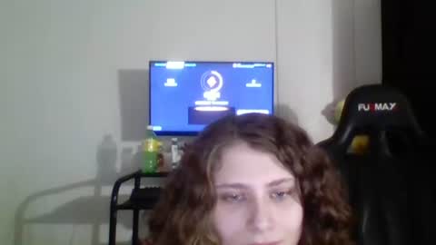 Snapshot of smoothvodka chatting on 12.02.24 Bambi--Vodka online show from 12.02.24