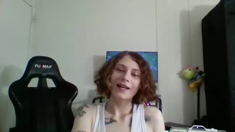 Snapshot of smoothvodka chatting on 12.15.24 Bambi--Vodka online show from 12.15.24