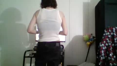 Snapshot of smoothvodka chatting on 12.26.24 Bambi--Vodka online show from 12.26.24