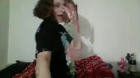 Snapshot of smoothvodka chatting on 12.28.24 Bambi--Vodka online show from 12.28.24