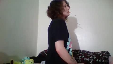 Snapshot of smoothvodka chatting on 11.14.25 Bambi--Vodka online show from 11.14.25