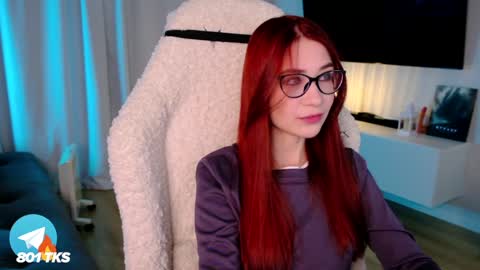 Snapshot of smthwrong chatting on 02.02.25 smthwrong online show from 02.02.25