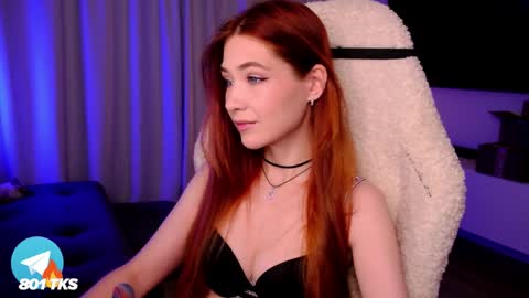 Snapshot of smthwrong chatting on 09.13.25 smthwrong online show from 09.13.25