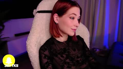 Snapshot of smthwrong chatting on 10.11.25 smthwrong online show from 10.11.25