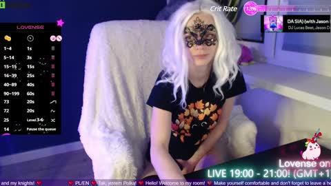 Snapshot of smuffin_x chatting on 12.23.24 Strawberry Muffin online show from 12.23.24