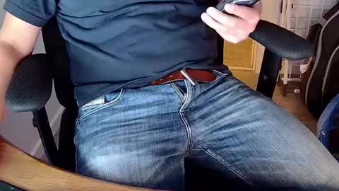 Sneakybill online show from 09.23.25