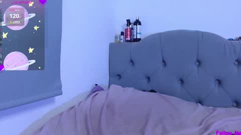 IG     OF red moonn online show from 03.11.25