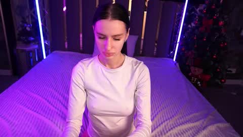 snow_whiteeex online show from 01.05.26