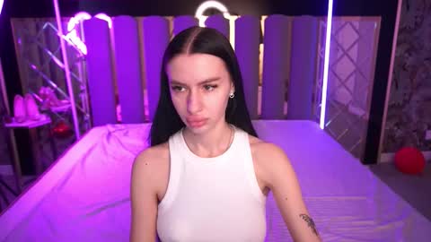 snow_whiteeex online show from 03.30.26